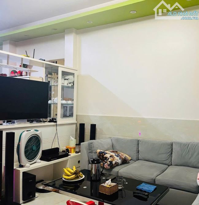 NHÀ HẺM ÔTÔ ĐƯỜNG BẠCH ĐẰNG 170M2 NGANG 12M CÓ 4PN ĐẦY ĐỦ CÔNG NĂNG CÁCH CHỢ 1,2KM -8,5 TỶ - 2
