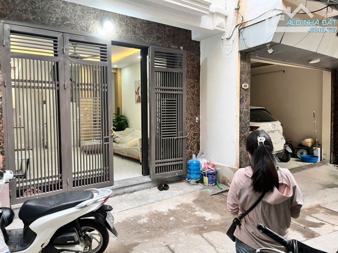 NHÀ PHỐ TÂN TRIỀU - XE VÀO NHÀ - GẦN TRƯỜNG - ĐƯỜNG THÔNG GIÁ NHỈNH 8TY - 2