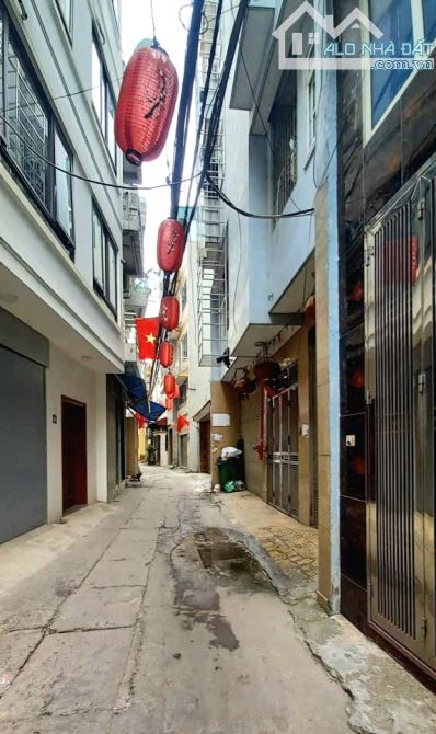 Ngọc Hồi - Hoàng Mai DT40m2×5 tầng giá 5.6 tỷ. Ô tô đỗ gần - 2