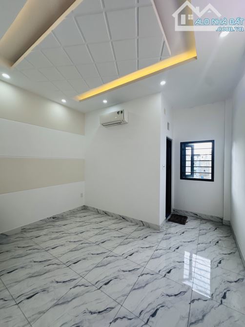 👉 BÁN NHÀ B TÂN NHÀ ĐẸP FULL NỘI THẤT – 2 SÂN THƯỢNG – MẶT  LIÊN KHU 5-6 🌟 - 2