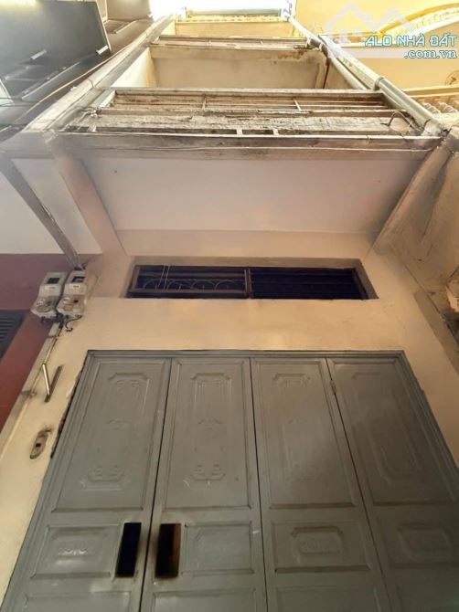 TRUNG TÂM BA ĐÌNH, 40m2 x 4T, VÀI CHỤC MÉT RA MẶT PHỐ PHAN ĐÌNH PHÙNG, NHỈNH 11 TỶ. - 2