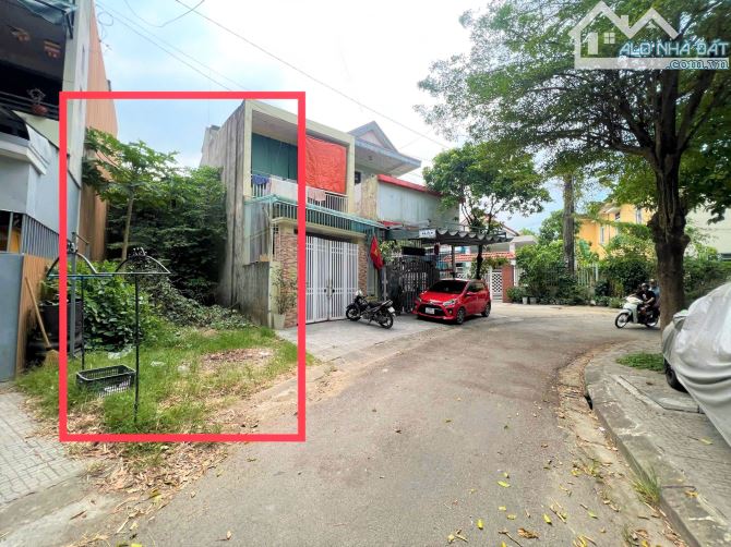 Bán đất 82,3m2 mặt tiền đường Bửu Đình, gần trường Tiểu học Kim Long, TP Huế, chỉ 2,2 Tỷ - 2