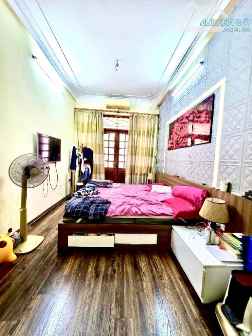 TRUNG TÂM QUẬN HAI BÀ TRƯNG , NHÀ DIỆN TÍCH RỘNG , GIÁ RẺ ĐẦU TƯ   MINH KHAI , 75m , 4 tần - 2
