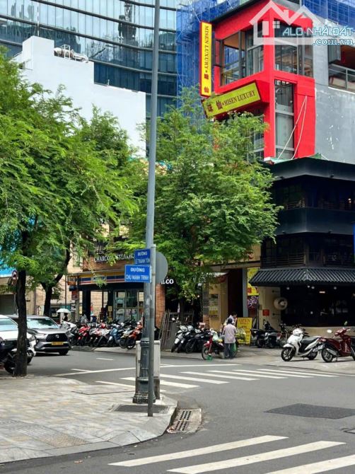 Siêu phẩm khan hiếm mặt tiền đường Chu Mạnh Trinh, Bến Nghé . HĐ thuê 110 triệu/tháng - 2