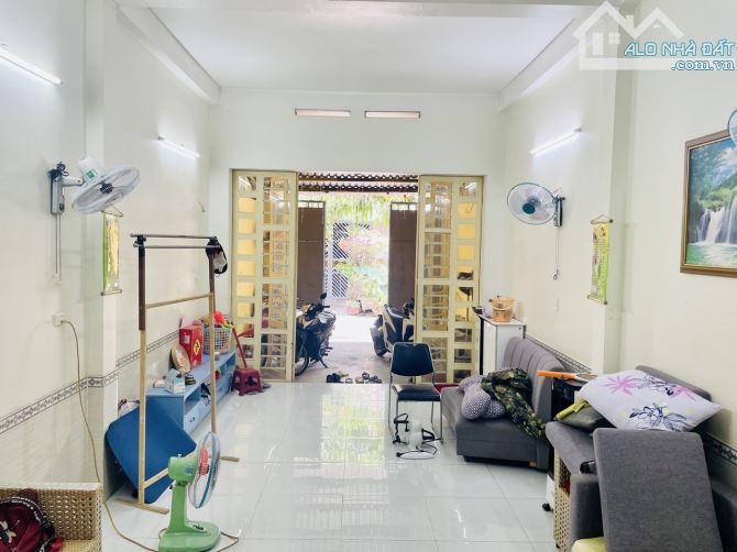 Nhà 2 Tầng - Hẻm 2 OTO Tránh Nhau - 80M2 - Tô Ký - Hóc Môn - 2