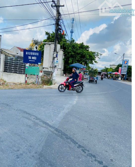 3 lô liền kề sạch đẹp nằm gần làng chiếu Bàn Thạch-DUy Vinh-Sổ riêng từng lô-Giá 740tr/1lô - 2