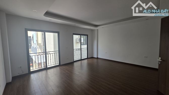 B.Á.N NHÀ GẦN LAI XÁ , THANG MÁY NHẬP,  SÁT SÂN CHƠI , 2 THOÁNG, Ở SƯỚNG  46M2, 7 TỶ 6 - 2