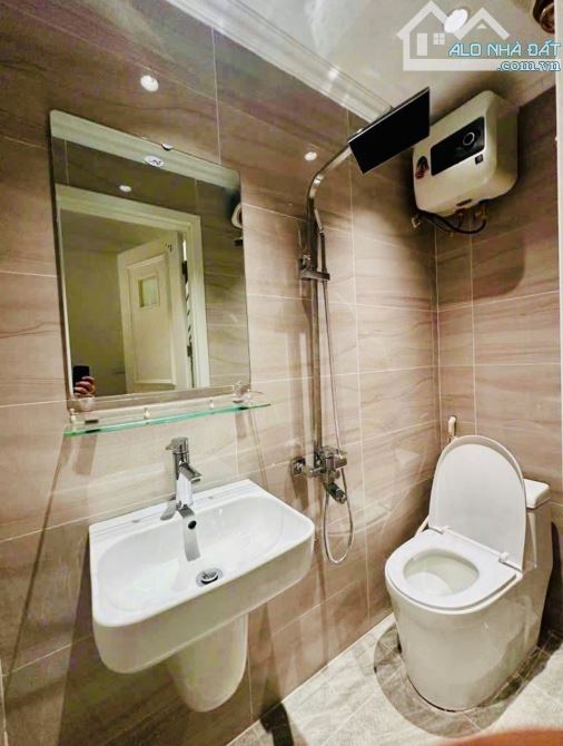HOÀNG VĂN THÁI - CHỈ 23 TỶ – 90m2 – PHÂN LÔ - Ô tô TRÁNH - NỞ HẬU - NGÕ THÔNG - 2