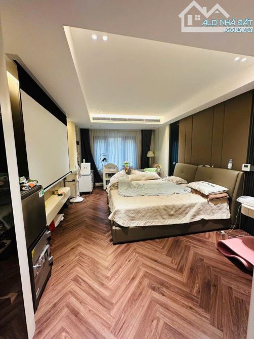 NHÀ 7 TẦNG THANG MÁY 65M² VỈA HÈ 2 Ô TÔ TRÁNH GIÁ 42 TỶ LẠC LONG QUÂN CẦU GIẤY - 2