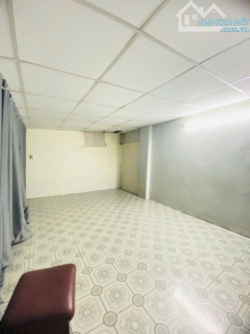 NGAY GẦN CHỢ BÀ CHIỂU, BÁN NHÀ LÊ QUANG ĐỊNH, 55M2, NGANG 4.8M, HẺM Ô TÔ THẲNG 1 TRỤC, 3P - 2