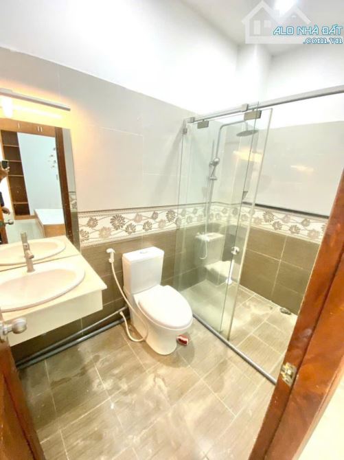 Gò Vấp-Dòng Tiền 30tr/Tháng-2 Phút sang ĐH Công Nghiệp-DT 85m2-Ngang 5m-Hẻm Xe Tải-7.2Tỷ - 2