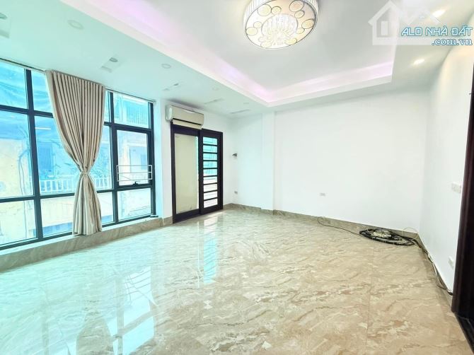 Phân lô Nghĩa Tân, Cầu Giấy, 35m, 6 tầng, Ngõ thông , Giá 10.9 tỷ - 2