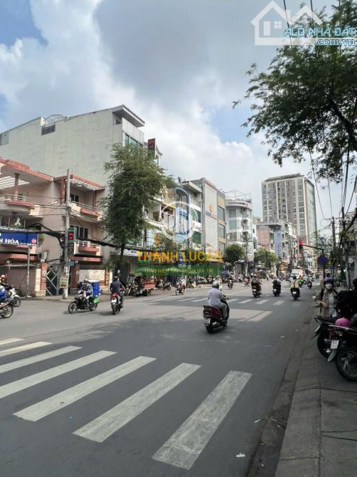 Bán nhà MT D2 - Nguyễn Gia Trí. Bình thạnh ft 8x20 Giá tốt - 2