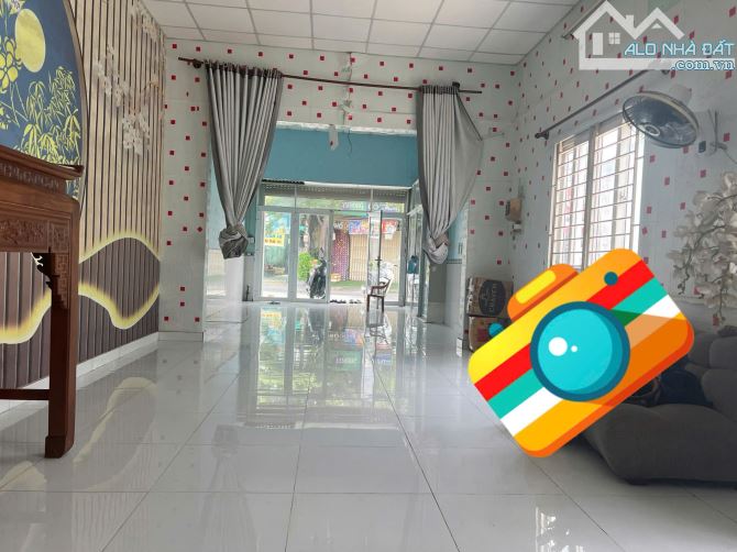 NP828 BÁN NHÀ GÓC 2 MĂT TIỀN CHỢ PHÚ THỌ BUÔN BÁN TẤP NẬP NGÀY VÀ ĐÊM  ------------------- - 2