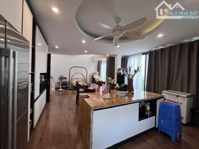 PHÂN LÔ TRẦN QUANG DIỆU, ĐỐNG ĐA, LÔ GÓC, Ô TÔ TRÁNH, THANG MÁY, KINH DOANH, GIÁ 33.5 TỶ - 2