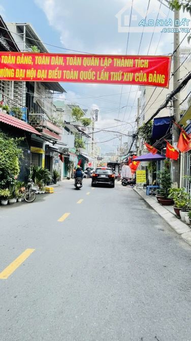 BÁN NHÀ NGANG KHỦNG 8m NGUYỄN VĂN CÔNG GÒ VẤP 96M2 CHỈ 10.6 TỶ - 2