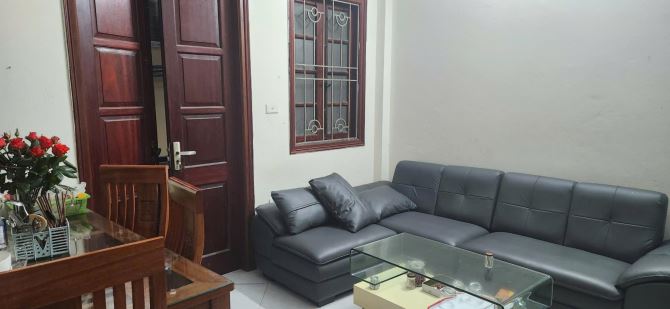 68M, 16 TỶ HƠN - LÔ GÓC, NGÁCH THÔNG KINH DOANH, XE 5 TẠ ĐỖ CỬA - CẦU GIẤY - 2