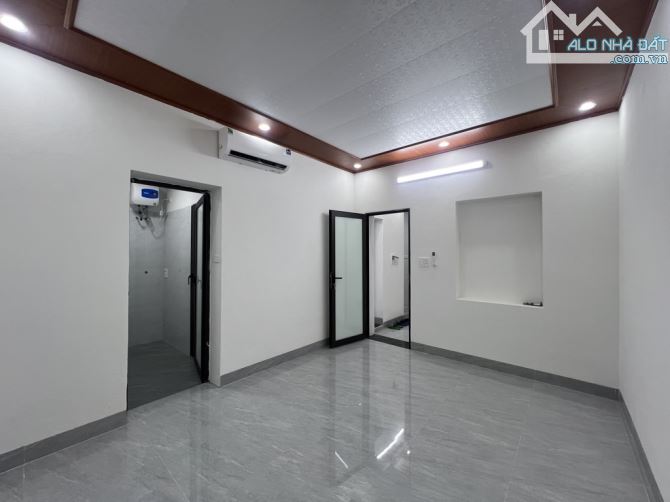 Bán Nhà Tập Thể Nguyễn Văn Cừ, Long Biên 45m2, 1T, giá 3,25 tỷ (sổ sẵn sàng giao dịch) - 2
