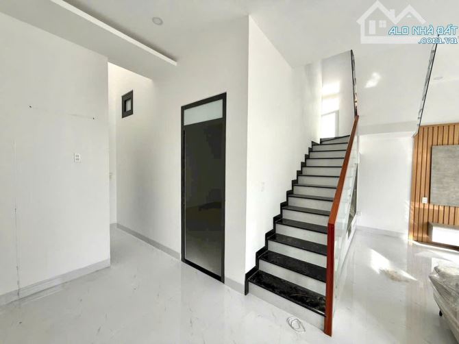 Nhà Đẹp Gần DH Tây Nguyên (7.3x15m) Giảm Sốc 200TR - Xây Kiên Cố 2 Tầng | Nhà Mới 100% - 2