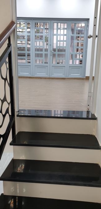 BÁN NHÀ ĐỐI DIỆN CÔNG VIÊN 23/9 NGAY TRUNG TÂM Q1.  4,8 X 9M 11 TỶ GIẢM CÒN 9,5 TỶ - 2