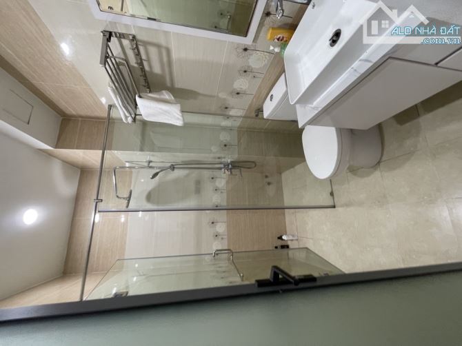 BÌNH THẠNH . HXH - 5TÂNG . 4×10 . 3PN LỚN . 4WC. SỔ VUÔNG . - 2