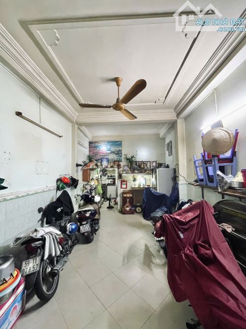 CHỈ 6,3T ĐIỆN BIÊN PHỦ QUẬN 3, DT 50M2 4 TẦNG 6PN CHÍNH CHỦ. - 2