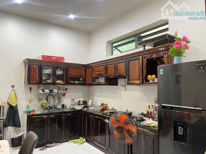 Chuyển công tác Đà Nẵng cần bán nhà 3 tầng mặt tiền đường Nguyễn Du gần Quảng Trường - 2