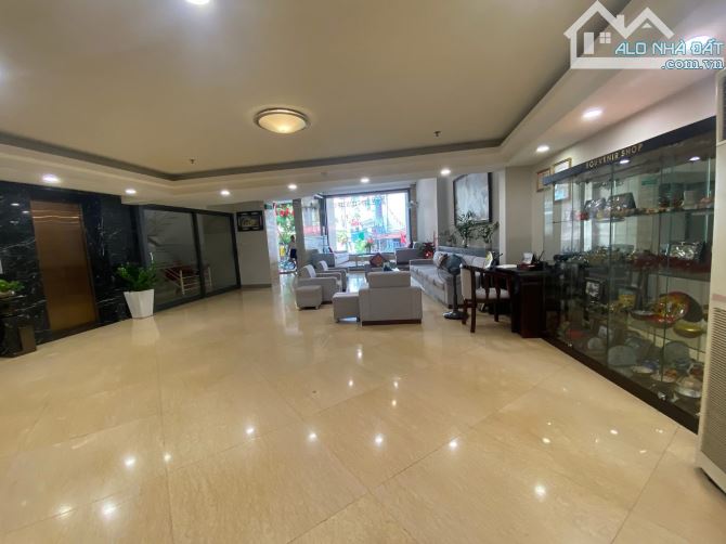BÁN KHÁCH SẠN NGUYỄN KHÁNH TOÀN 288m2x12T THANG MÁY - MT 10m - 215 TỶ - HẦM - 3 Ô TÔ TRÁNH - 2