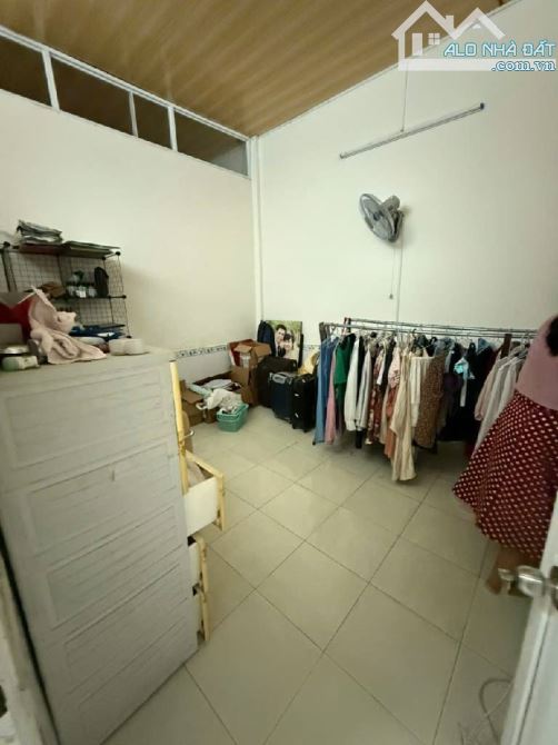 Bán NHÀ CẤP 4 ĐẸP 80M² TRẦN XUÂN SOẠN, TT TÂN THUẬN TÂY SỔ HỒNG RIÊNG nhỉnh 7 tỷ - 2