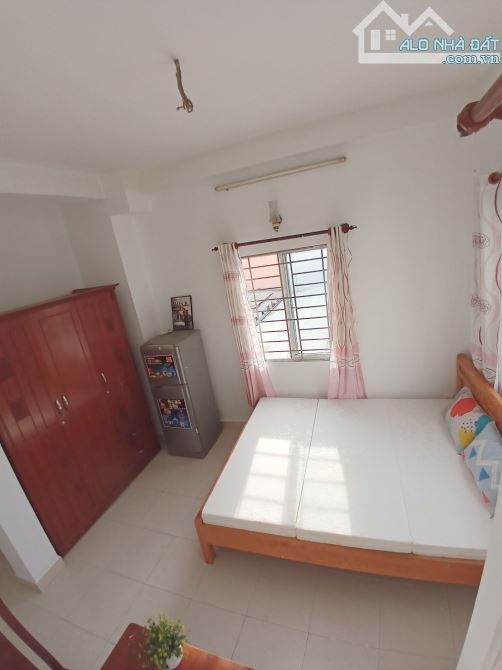 bán nhà đường Nguyễn Trãi, phường nguyễn cư Trinh, Q1 .DT:6x10m.5 tầng .Giá :13.9 tỷ - 2