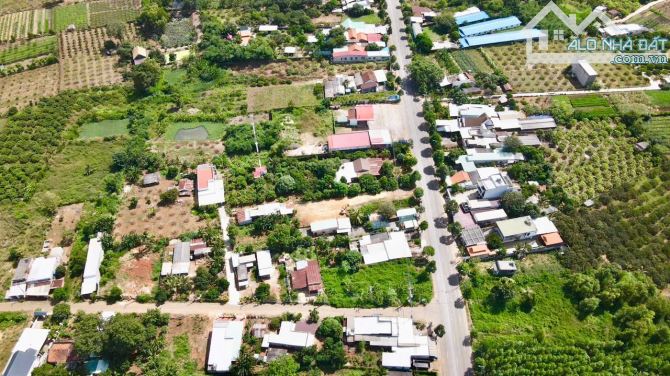 CẮT LỖ 300 TRIỆU – LÔ GÓC 2 MẶT TIỀN ĐƯỜNG ĐÁ BẠC, NGAY SÁT CHỢ ĐÊM XUYÊN MỘC - 2