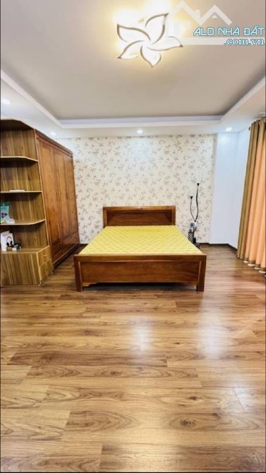 NGUYỄN XIỂN - HƠN 18 TỶ - 51M2 - 2 MẶT THOÁNG - VỈA HÈ - NGÕ THÔNG - Ô TÔ TRÁNH - 2