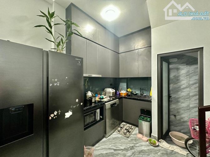 LÊ TRỌNG TẤN - HƠN 13 TỶ - 50M2 - 2 THOÁNG - VIEW HỒ - Ô TÔ QUA CỬA - 2