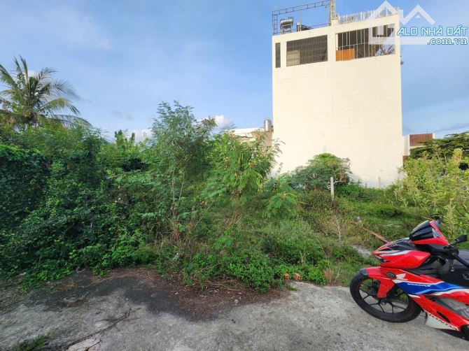 Lô Đất đẹp đất vuông vức gần đường D30 Tây Nha Trang - 2