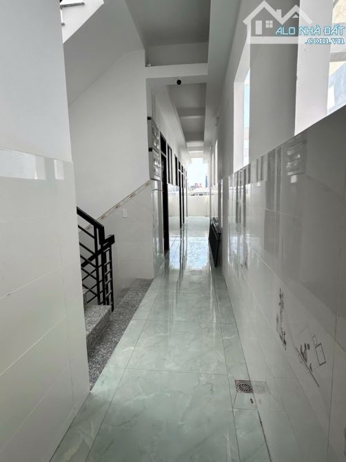 CĂN HỘ DỊCH VỤ 32 PHÒNG NGUYỄN HỮU TIẾN TÂY THẠNH - TÂN PHÚ DT: 8.6*32M- 31 TỶ 970 - 2