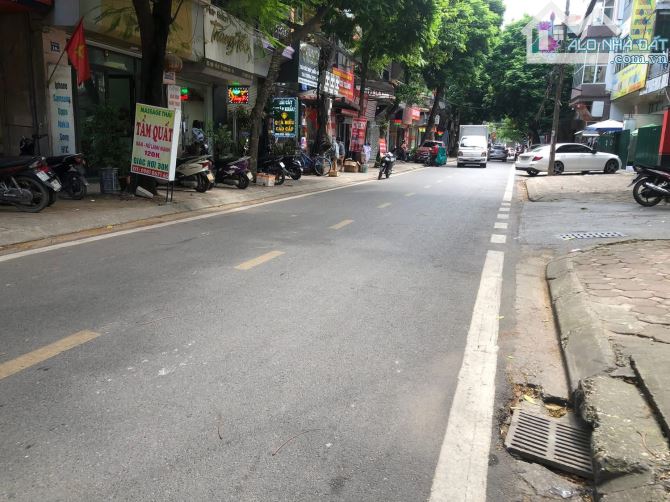 BÁN NHÀ MẶT PHỐ CHỢ TÓ – ĐÔNG ANH – 71m² – VỈA HÈ – Ô TÔ TẢI TRÁNH – KINH DOANH SẦM UẤT - 2