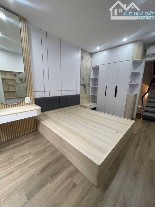 Cho thuê nhà nguyên căn Thành Công mới đẹp 6 tầng full nội thất.cách phố 20m,gần bãi xe. - 2