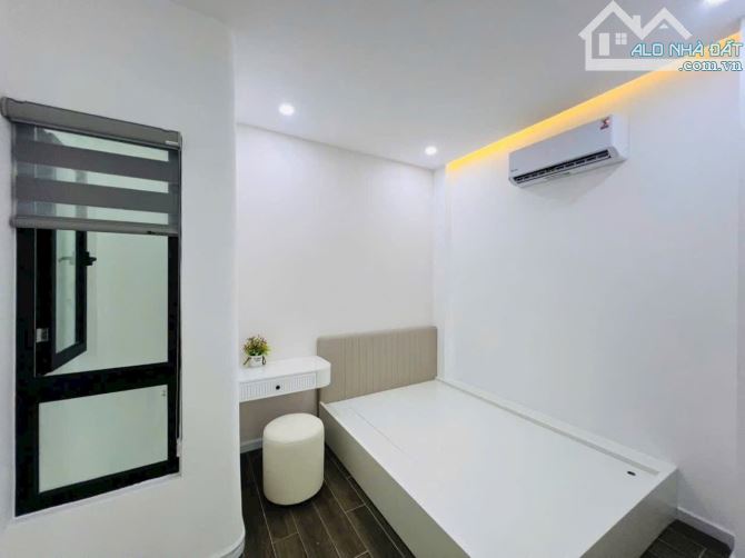 3 tầng kiệt Hoàng Diệu - Hải Châu gần Cầu Rồng giá nhỉnh 4ty - 2