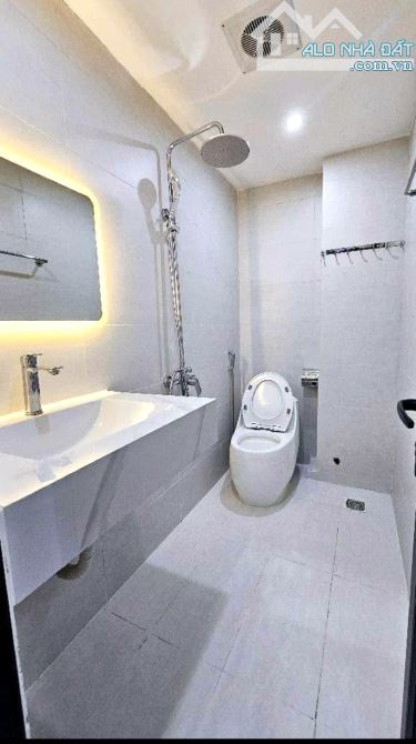 Nhà đẹp gần oto, an ninh- Ngõ Minh Khai- 43m- 7 tỷ 4 - 2