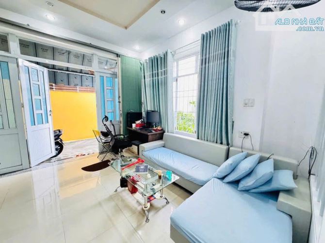 Nhà Mới 2 Tầng Gần Biển – Giá Chỉ 2 Tỷ 950 . diện tích 52m² Ngang 5.2m - 2