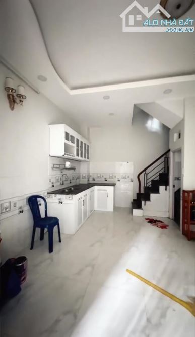 1,85 tỷ, bán nhà Bình Tân 26m2, 3 tầng, 2 pn, sổ hồng chung - 2