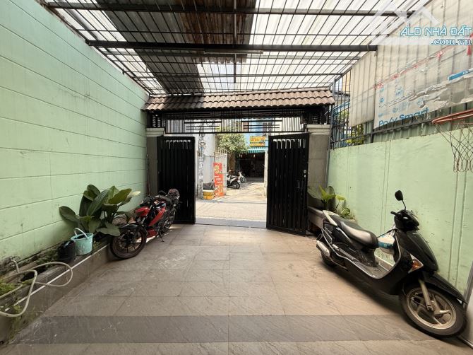 Hoàng Hoa Thám Tân bình 118/114m2 2 tầng giá chỉ nhỉnh 20 tỷ - 2