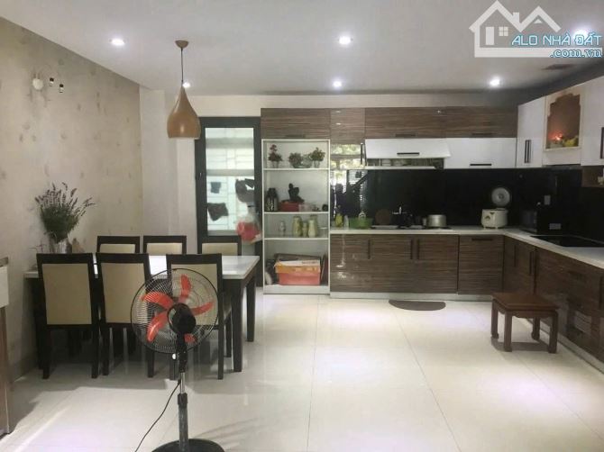 📌📌📌LÀM VIỆC TRỰC TIẾP GIÁ TỐT !!!Bán nhà 3 tầng MT  Huỳnh Ngọc Huệ,P Thanh Khê - 2