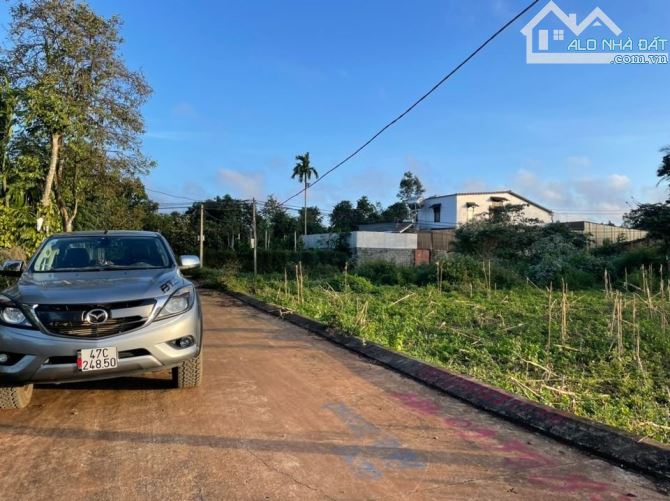 Lô đất đối diện phường Tân An chỉ vài bước chân là tới vị trí tiềm năng tăng trưởng - 2