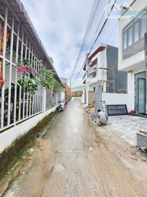 Bán nhà 1 trệt 1 lầu gần Thủ Khoa Huân, p.Thuận Giao, Tp.Thuận An chỉ 3 tỷ 150 TL M7550 - 2
