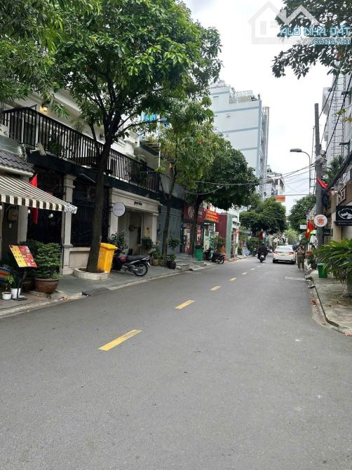 MẶT TIỀN KINH DOANH ĐỈNH CAO KHU VIP THẢO ĐIỀN - ĐƯỜNG 10M THÔNG KHẮP - CÁCH PHỐ ĐÊM 100M - 2