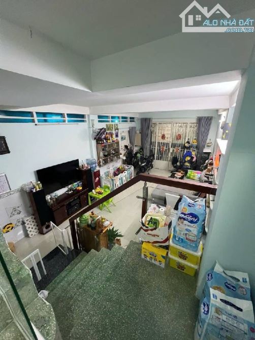 Bán nhà Dương Bá Trạc, Quận 8, 3 Tầng, Hẻm thông thoáng, 4,6x13m, chỉ 5,2 tỷ - 2
