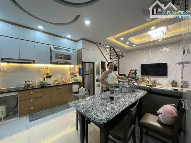NHÀ GÒ VẤP, QUANG TRUNG, HẺM 4M, DT 7X6M, KIÊN CỐ 2 TẦNG, GIÁ NHỈNH 5 TỶ - 2