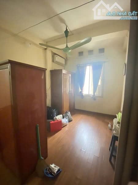 Cho thuê nhà riêng ngõ Lương Sử A, Văn Miếu - QTG, Đống Đa. DT 15m x 4 tầng, giá 5.5tr - 2