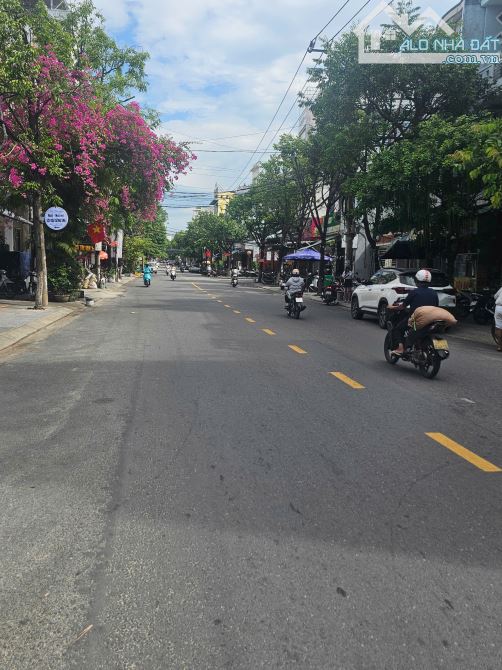 Bán tòa căn hộ Cao Cấp 4 Tầng xịn sò ở Trung Tâm Đà Nẵng,Mặt Tiền Đường Nguyễn Hữu Dật - 2